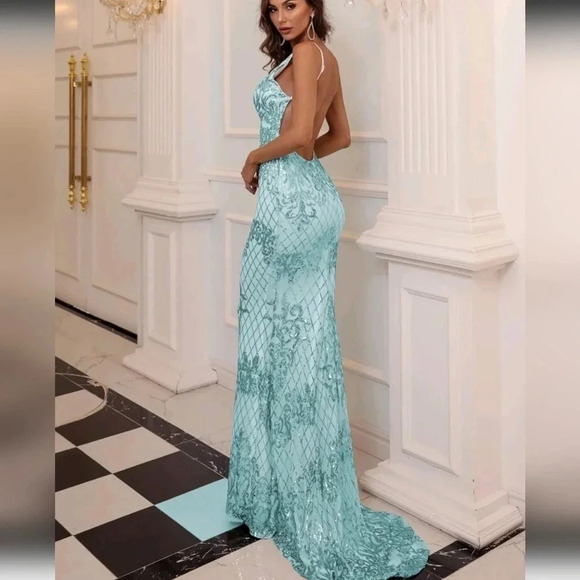 Hem Backless Sequin Prom Dress - Picture 5 of 6